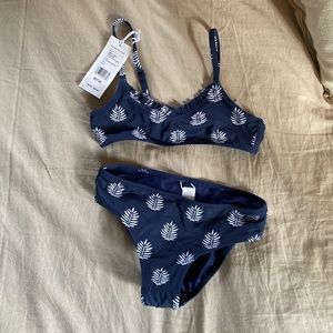 Vineyard Vines Girls size small (7-8) bikini NWT